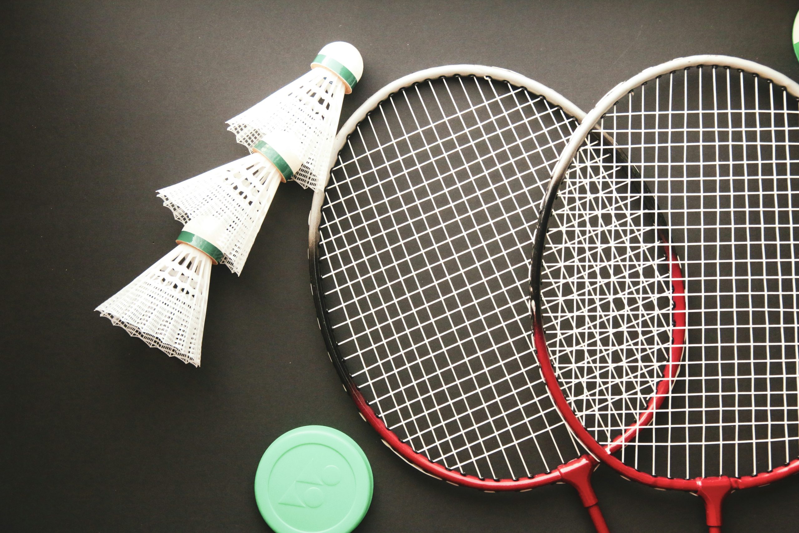 Badminton-Schläger und Equipment